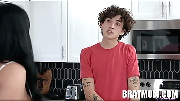 Stepsons Sexual Services Dylan Ledger, Jennifer White